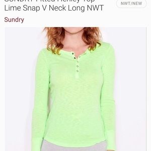 Sundry size 1 long sleeve neon green tee